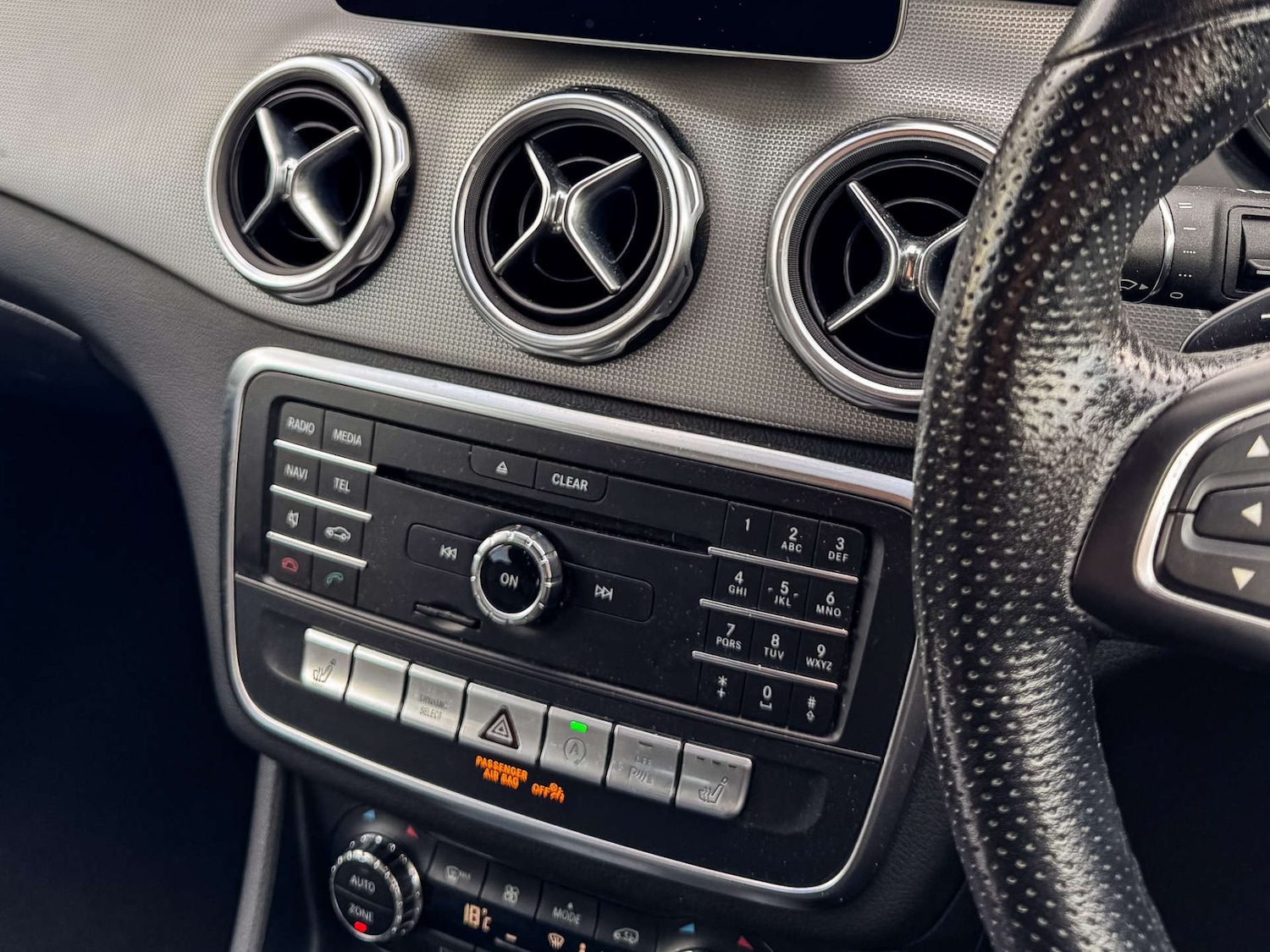 Used Mercedes-Benz GLA 2018 for sale - 76651376: Photo 17