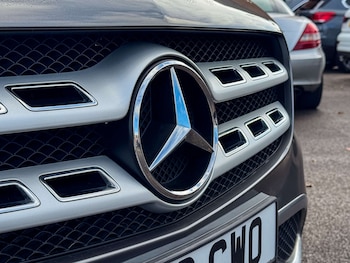 Used Mercedes-Benz GLA 2018 for sale - 76651376: Photo