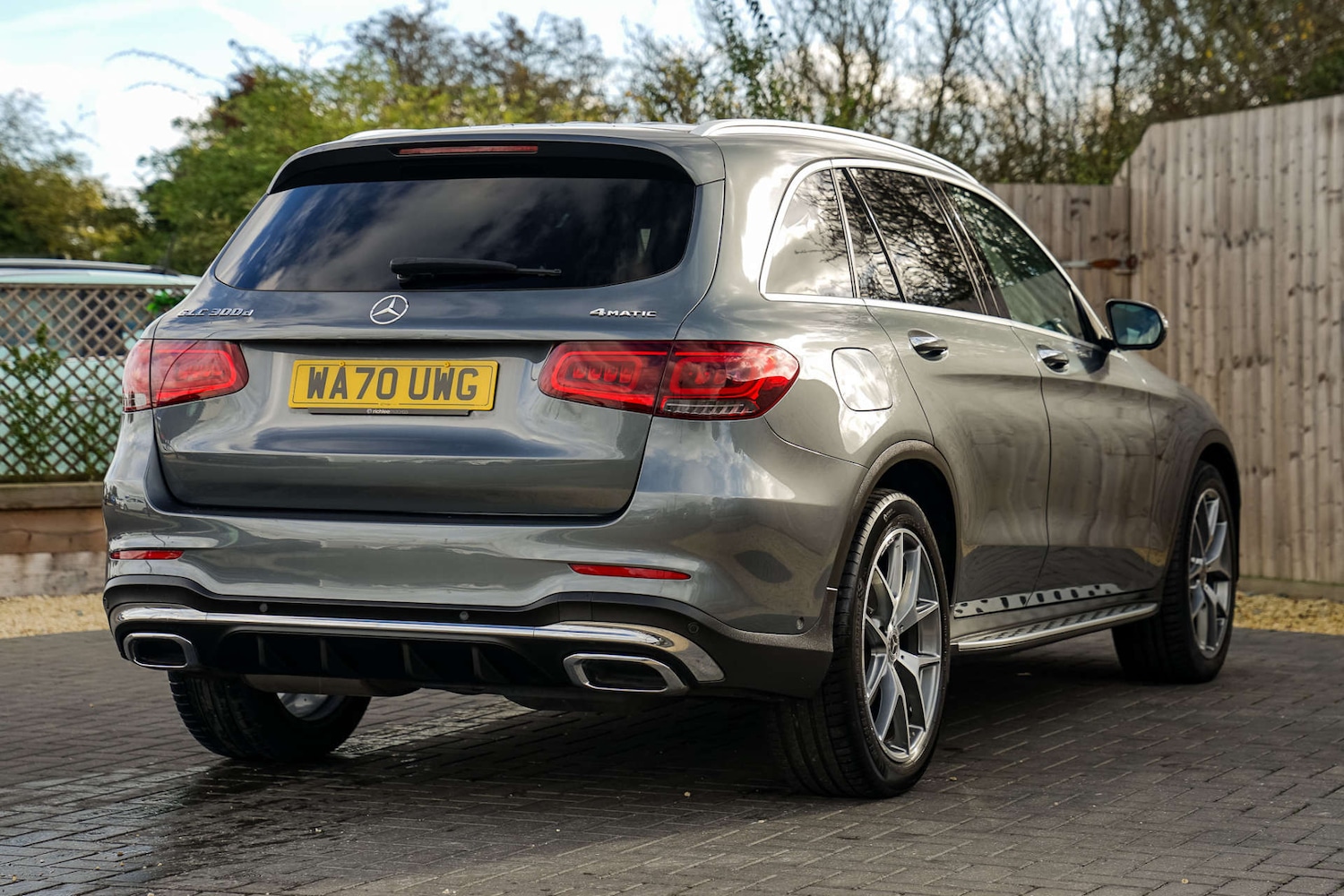 Used Mercedes-Benz GLC 2020 for sale - 76363945: Photo 4