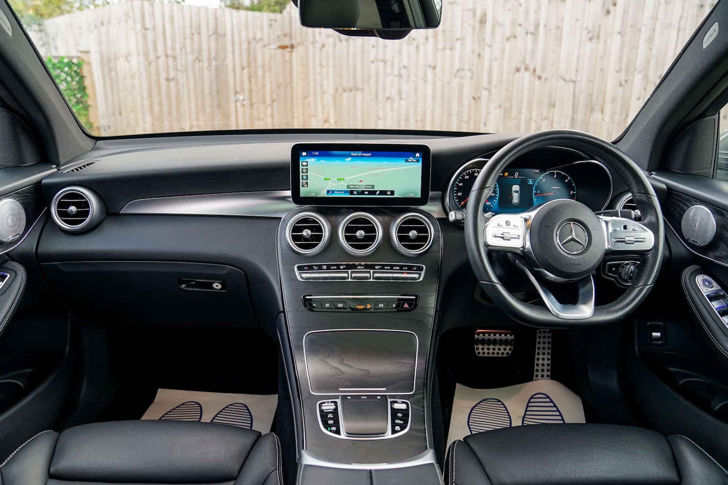 Used Mercedes-Benz GLC 2020 for sale - 76363945: Photo 6