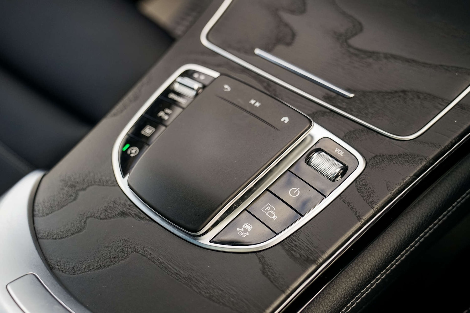 Used Mercedes-Benz GLC 2020 for sale - 76363945: Photo 8