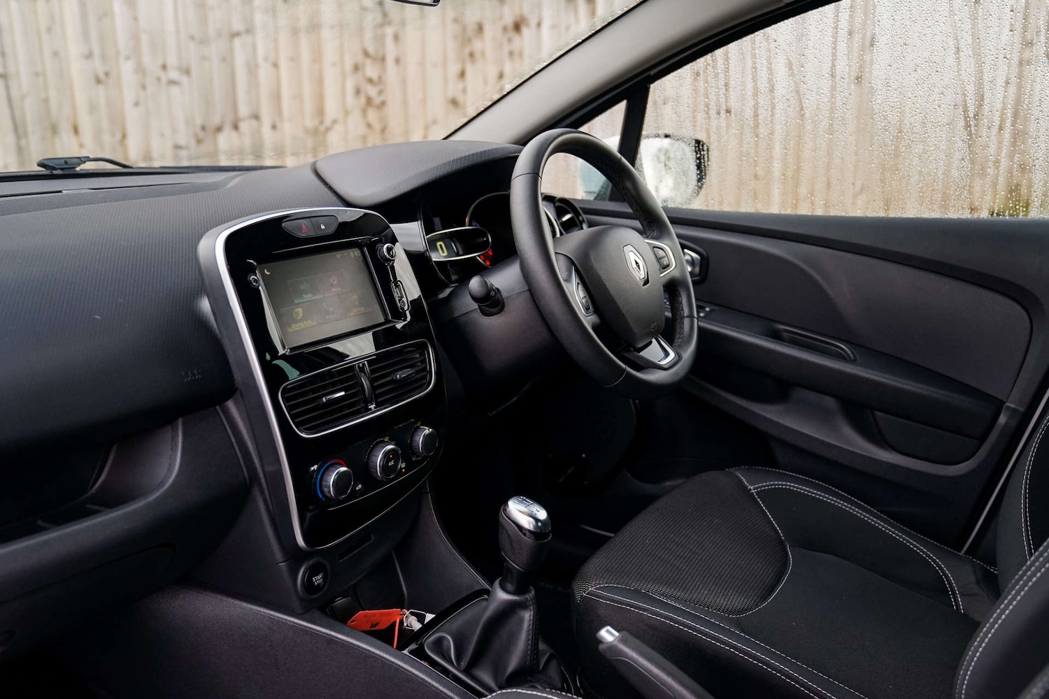 Used Renault Clio 2019 for sale - 76064542: Photo 16