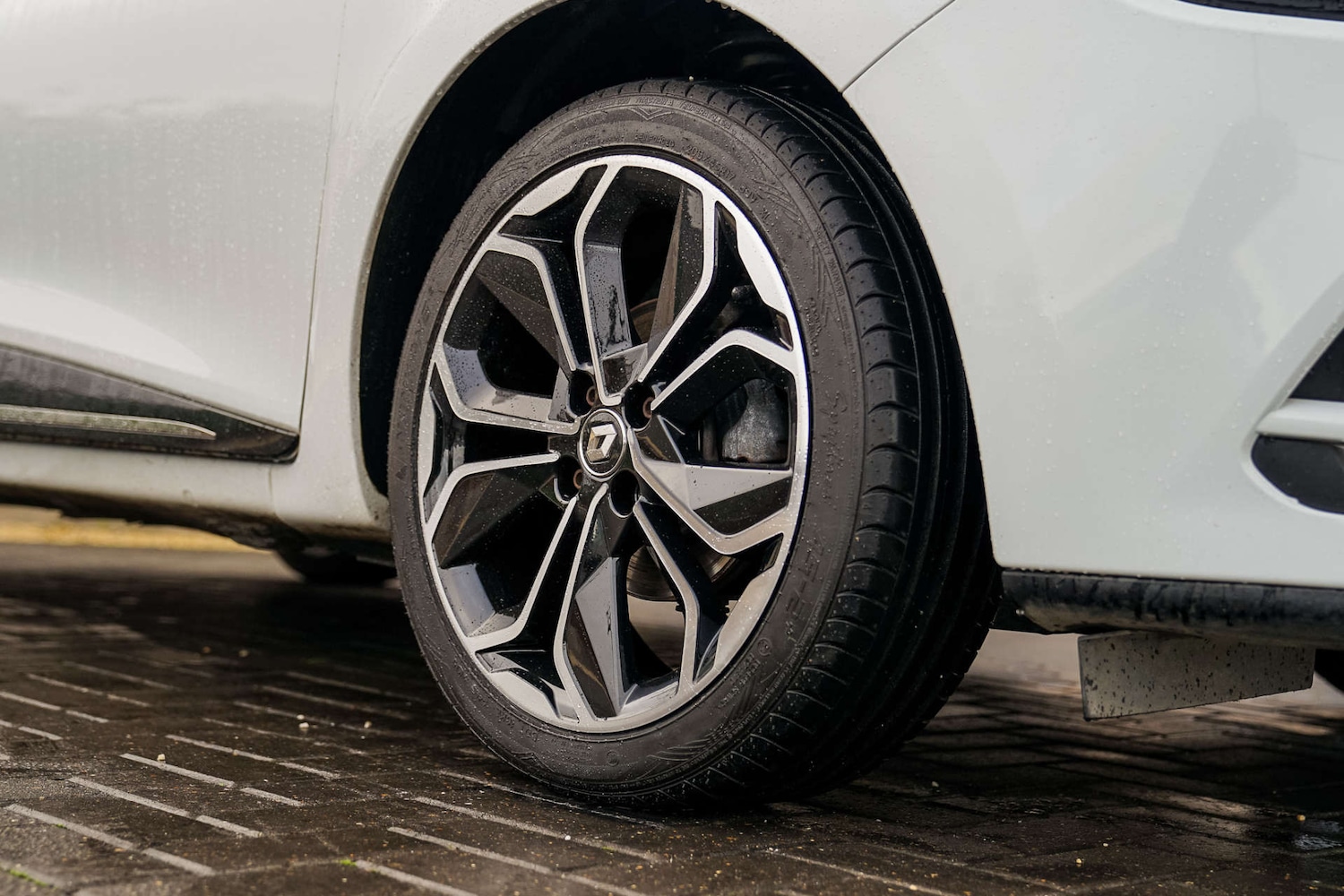 Used Renault Clio 2019 for sale - 76064542: Photo 2