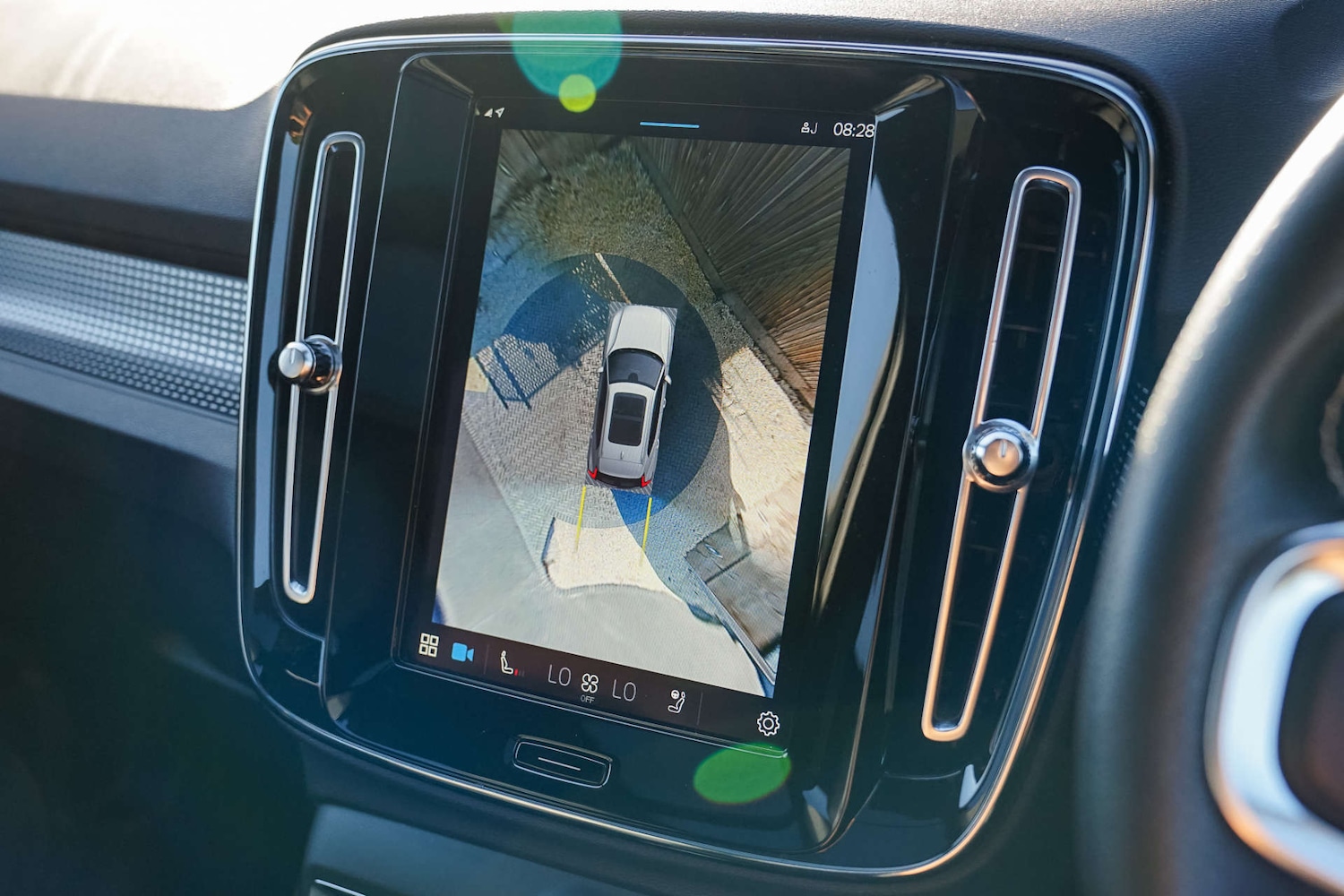 Used Volvo XC40 2021 for sale - 76530923: Photo 17