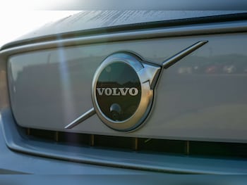 Used Volvo XC40 2021 for sale - 76530923: Photo