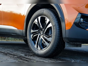 Used Peugeot 2008 2022 for sale - 76547257: Photo