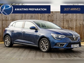 Used Renault Megane 2017 for sale - 76663851: Photo