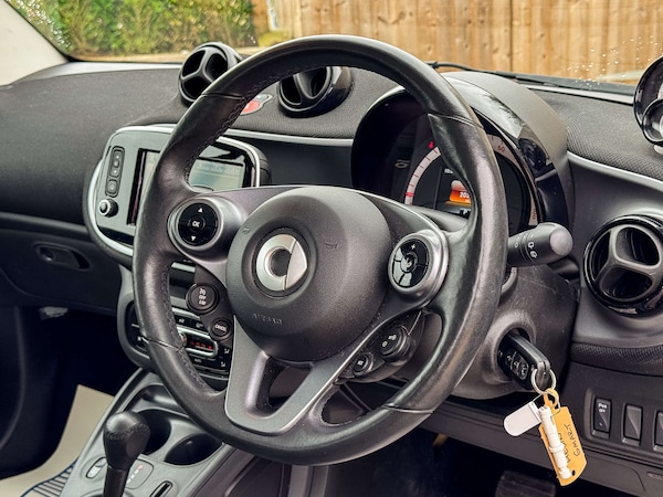 Used smart fortwo 2019 for sale - 75338331: Photo 12