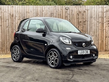 Used smart fortwo 2019 for sale - 75338331: Photo