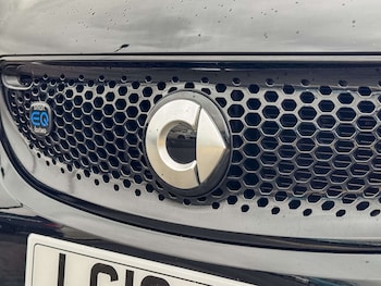 Used smart fortwo 2019 for sale - 75338331: Photo