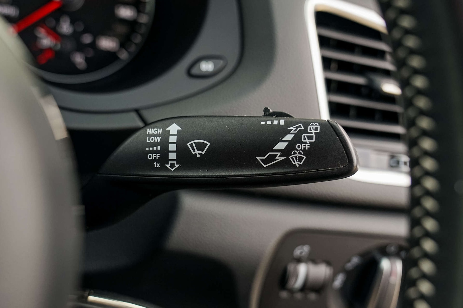 Used Audi Q3 2017 for sale - 77072179: Photo 13