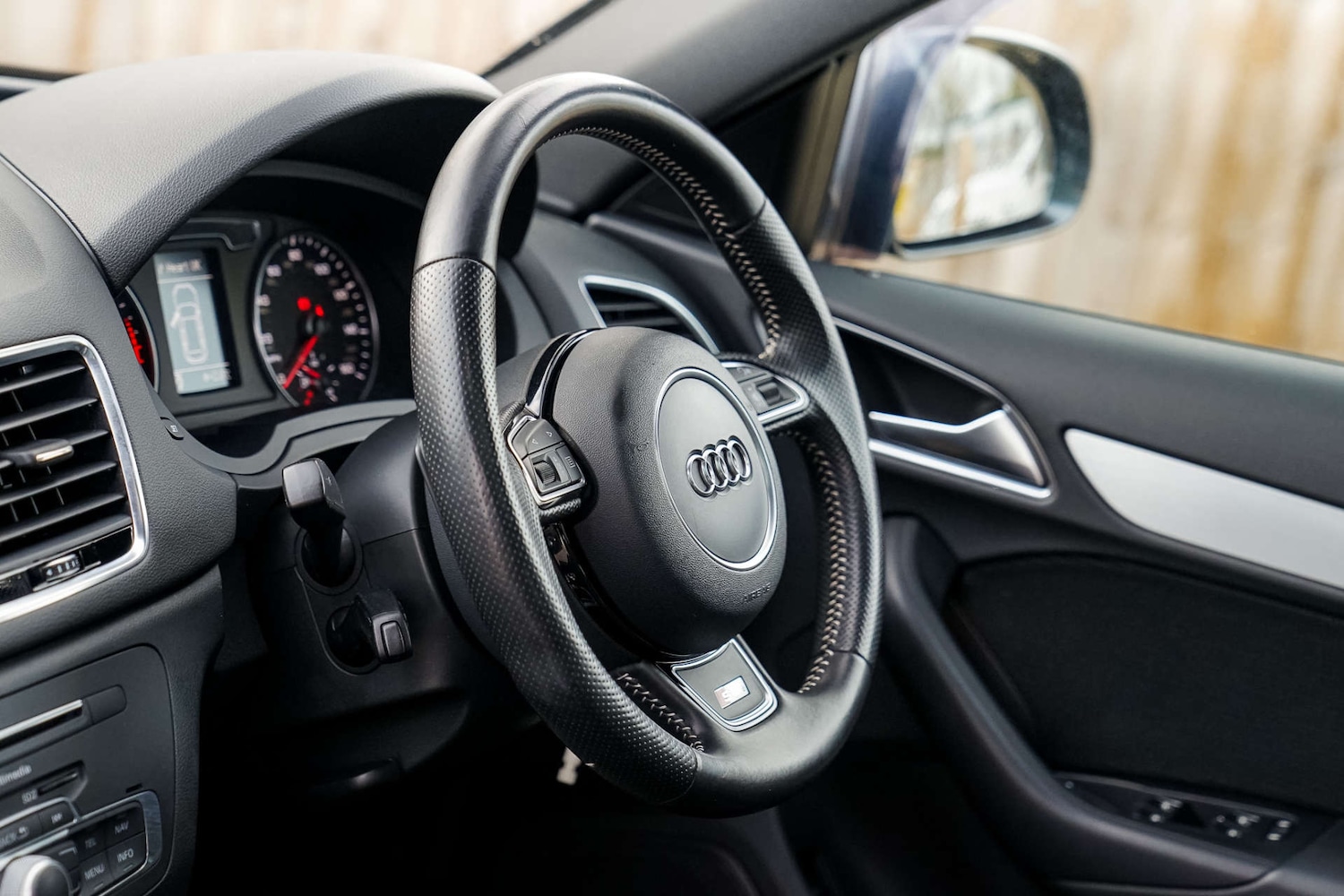 Used Audi Q3 2017 for sale - 77072179: Photo 27