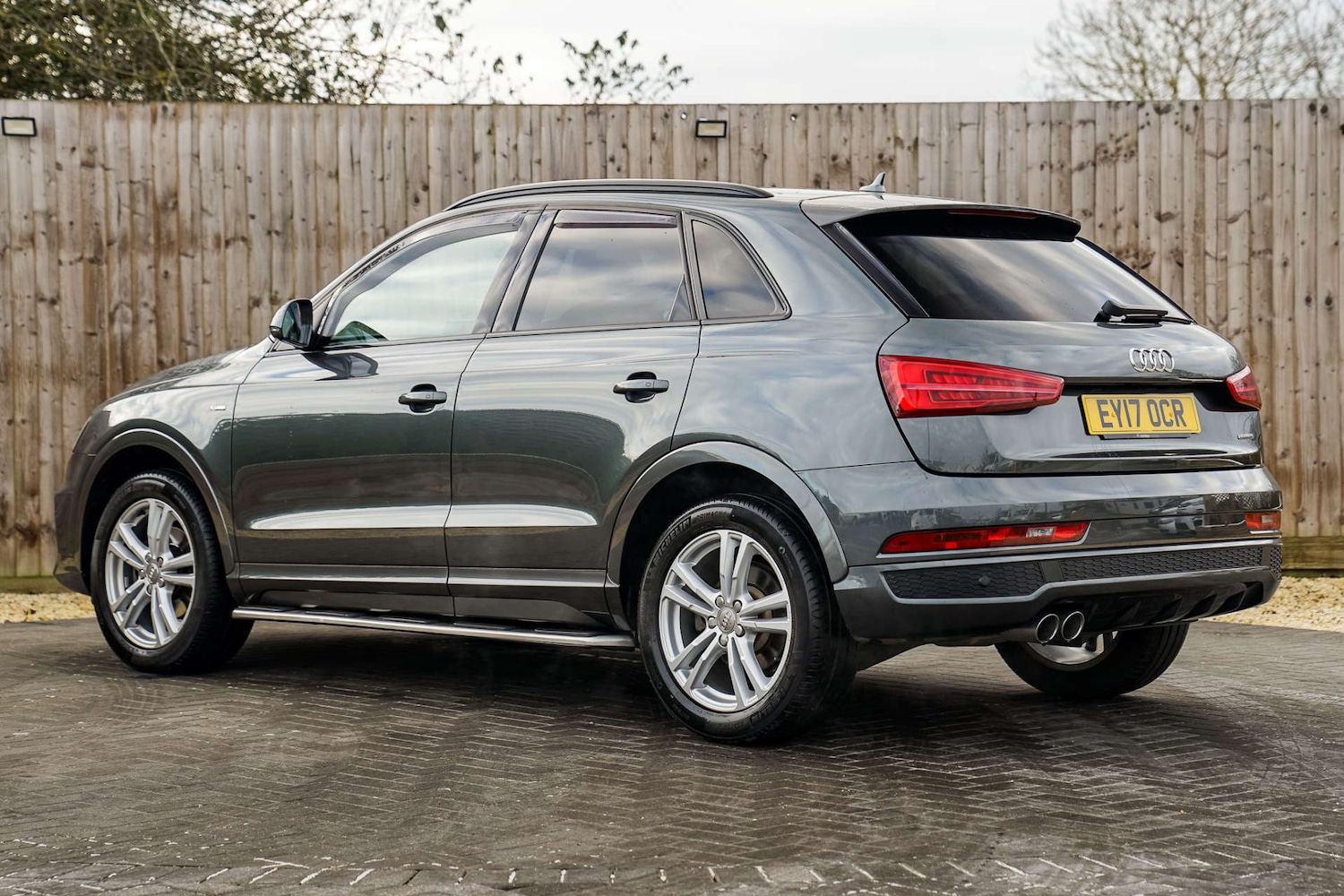 Used Audi Q3 2017 for sale - 77072179: Photo 3