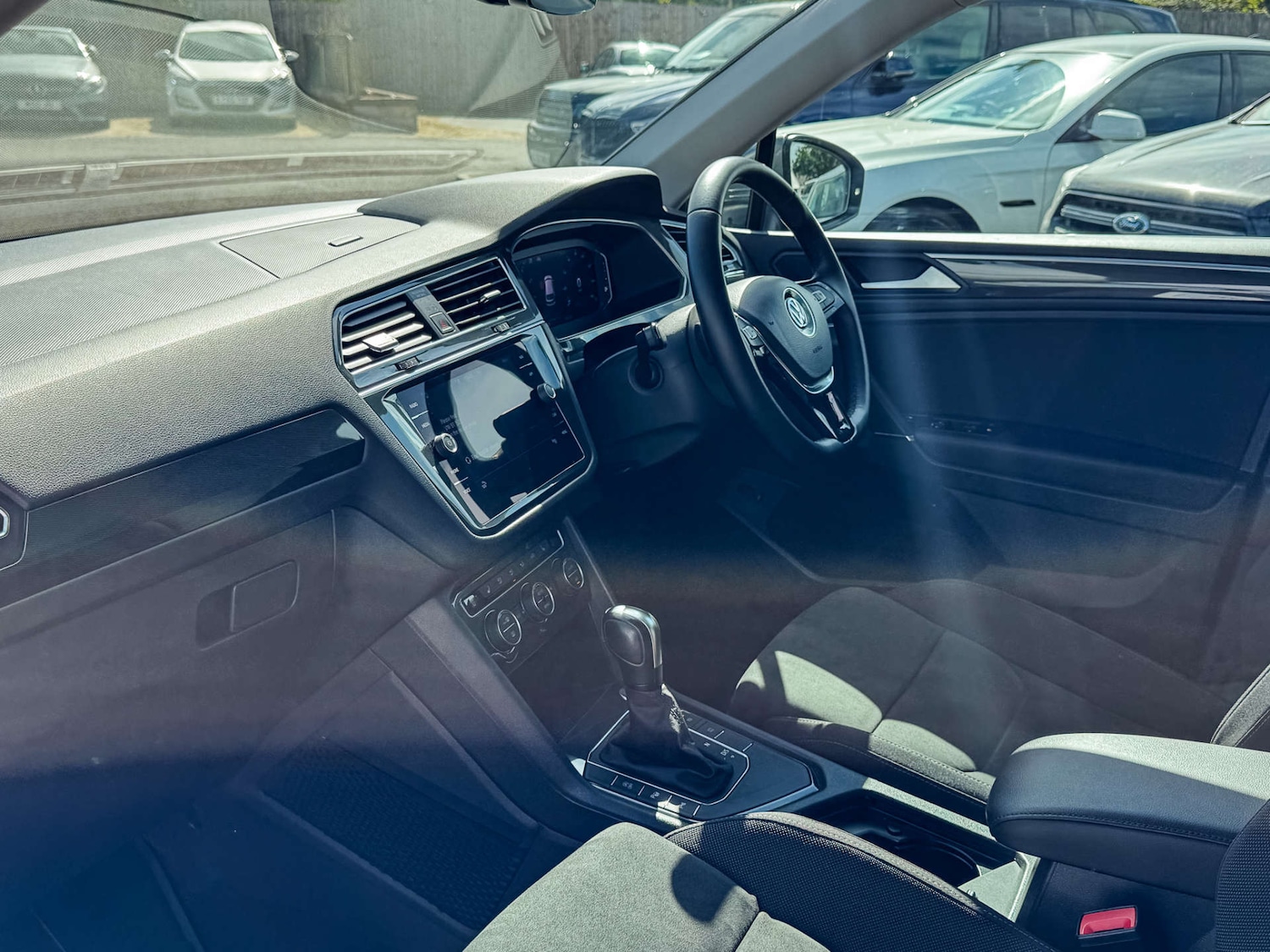 Used Volkswagen Tiguan 2019 for sale - 76299550: Photo 12