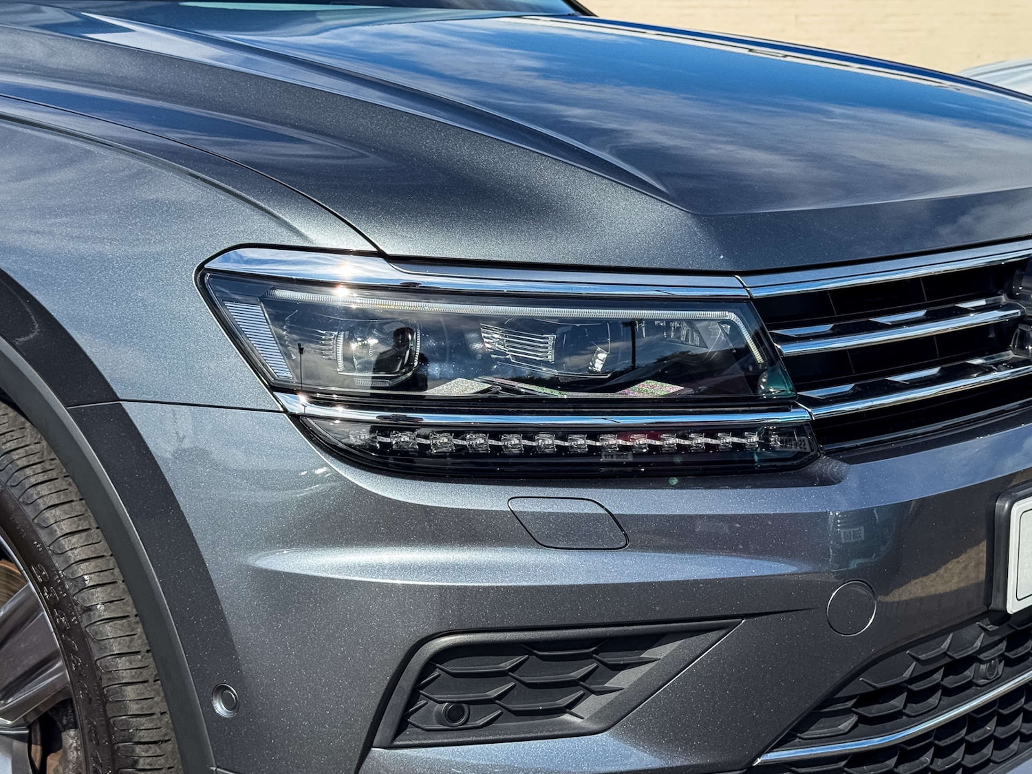 Used Volkswagen Tiguan 2019 for sale - 76299550: Photo 3