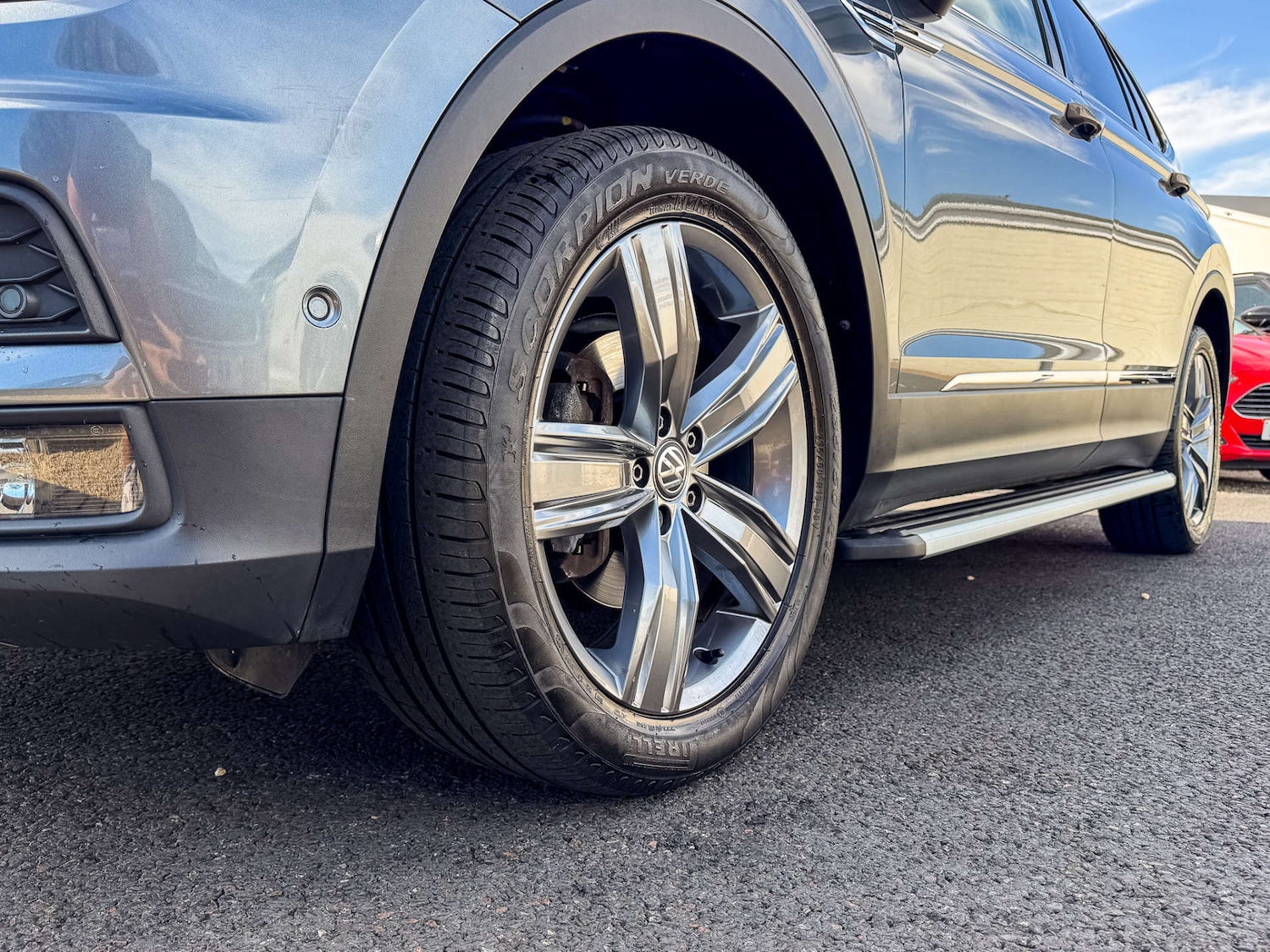 Used Volkswagen Tiguan 2019 for sale - 76299550: Photo 5