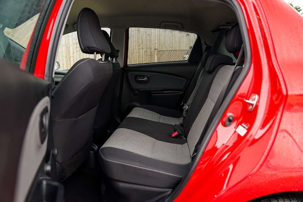 Used Toyota Yaris 2016 for sale - 76020197: Photo 17