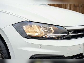 Used Volkswagen Polo 2018 for sale - 77209982: Photo