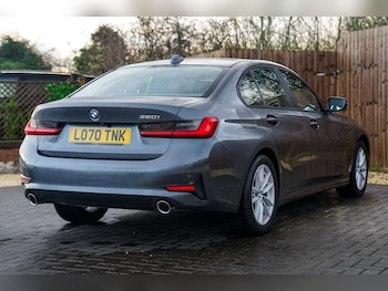 Used BMW 3 Series 2021 for sale - 76884352: Photo
