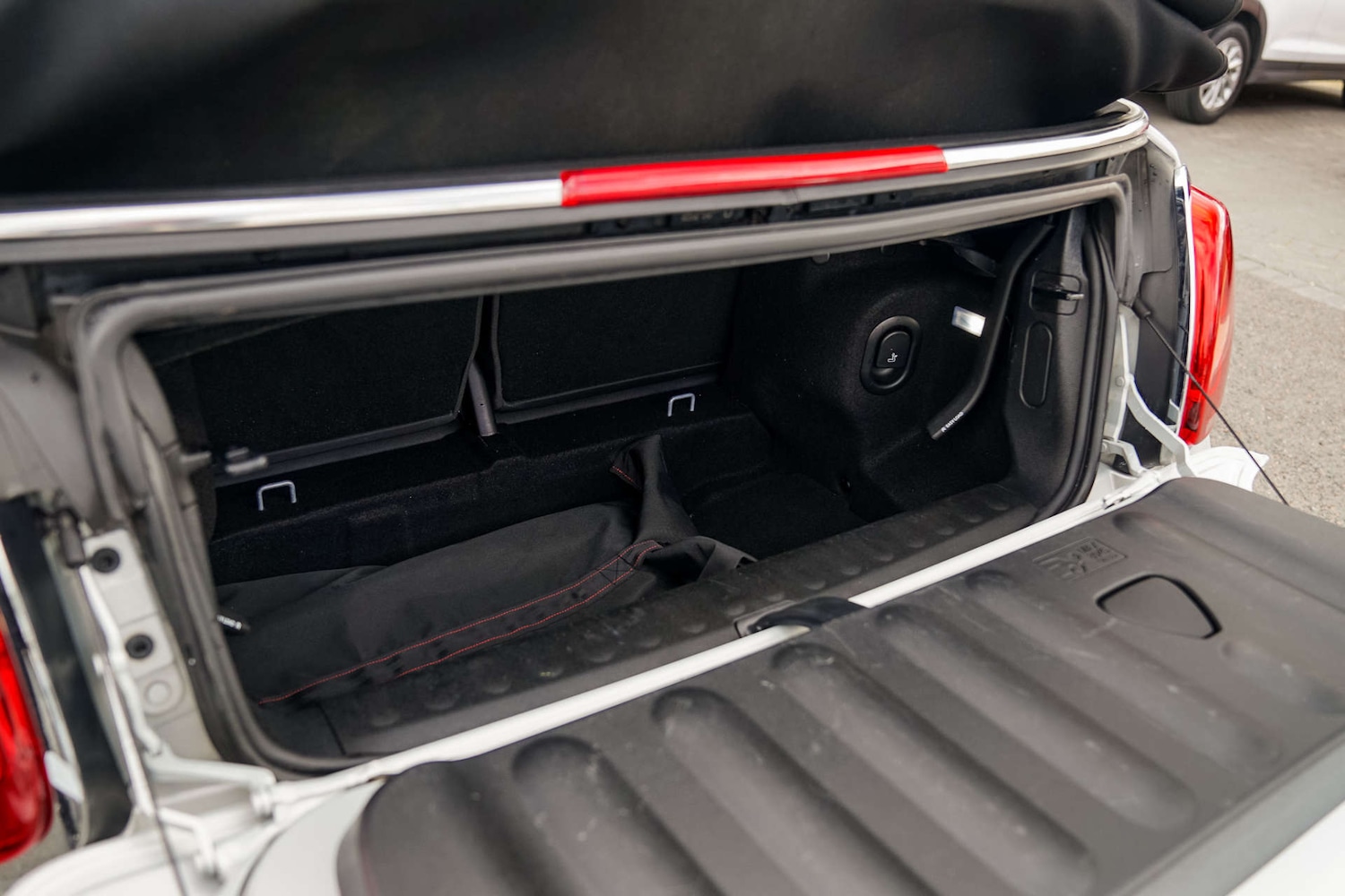 Used MINI Convertible 2021 for sale - 76118372: Photo 20