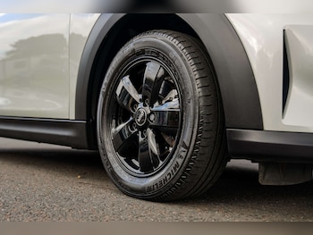 Used MINI Convertible 2021 for sale - 76118372: Photo