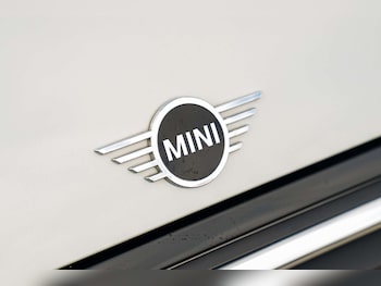 Used MINI Convertible 2021 for sale - 76118372: Photo