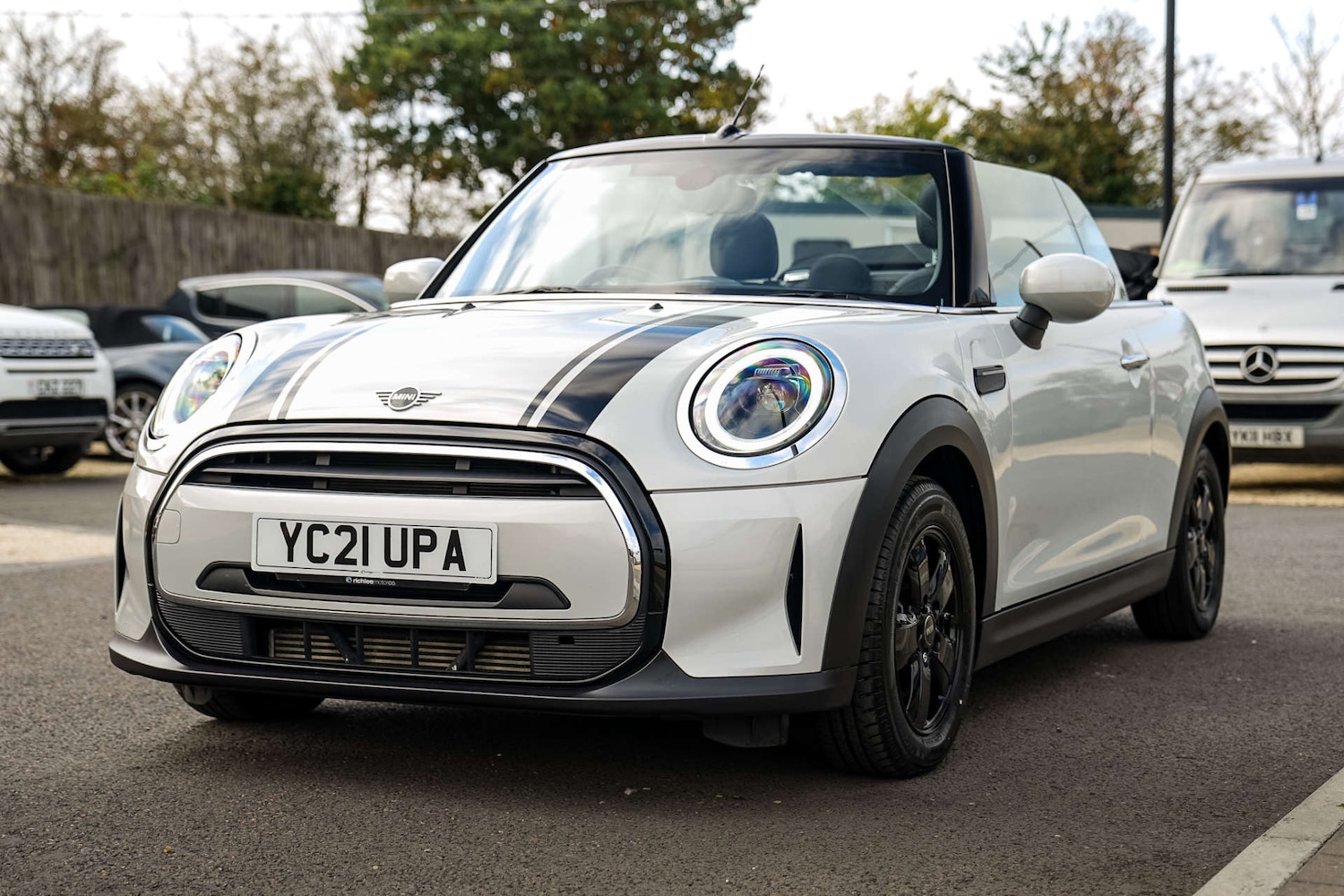Used MINI Convertible 2021 for sale - 76118372: Photo 5