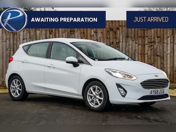 Used Ford Fiesta 2018 for sale - 77276680: Photo