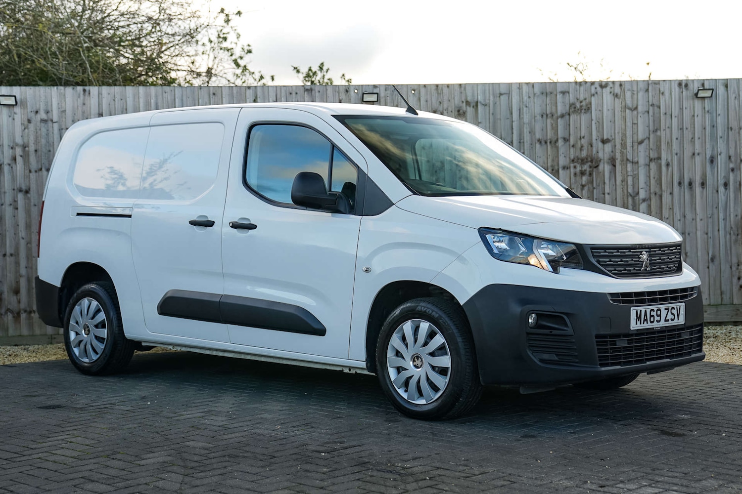 Used Peugeot Partner 2019 for sale - 76682738: Photo 1