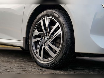 Used Peugeot 208 2021 for sale - 76493574: Photo