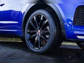 Used Jaguar E-Pace 2019 for sale - 77276655: Photo