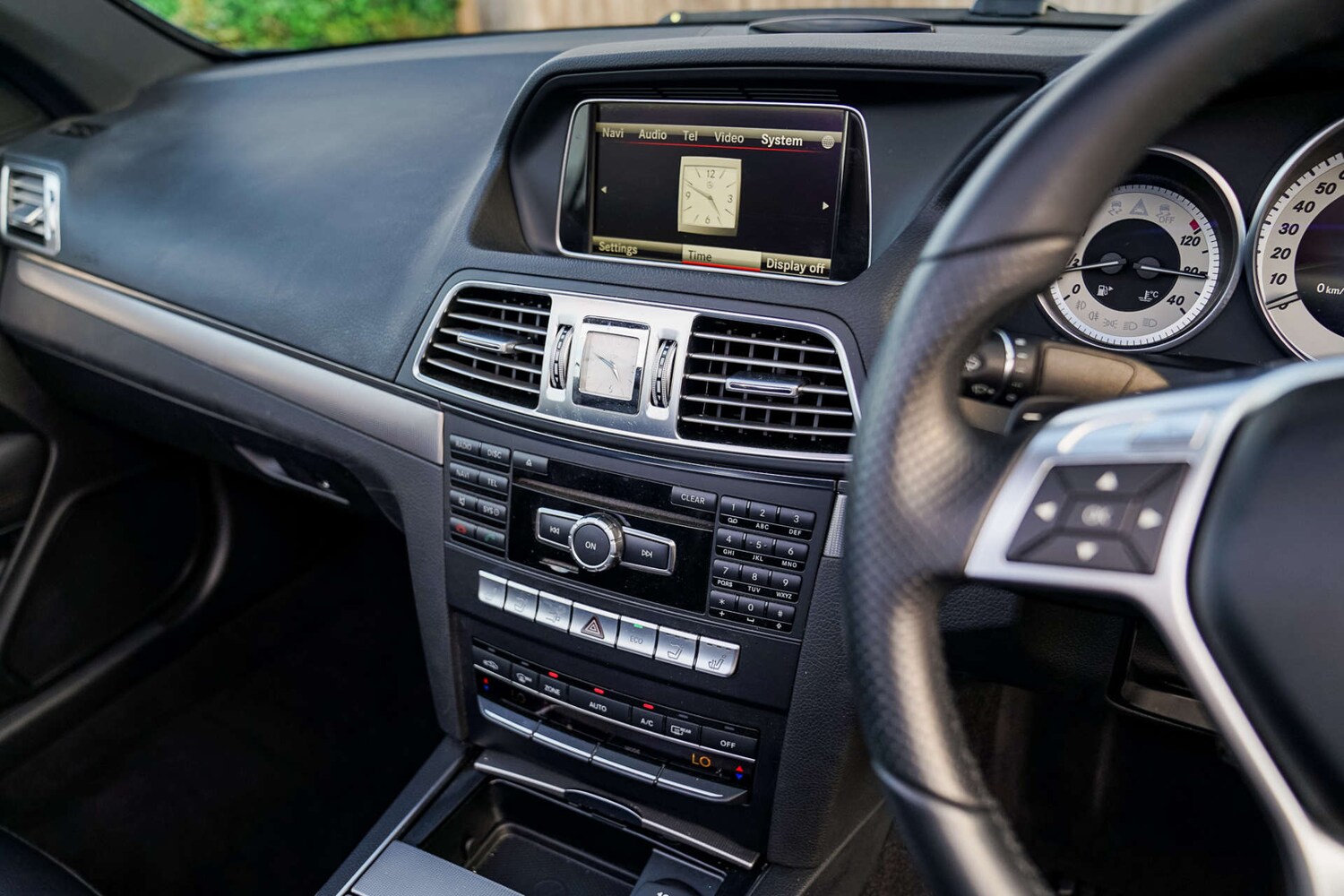 Used Mercedes-Benz E Class 2014 for sale - 75945167: Photo 15