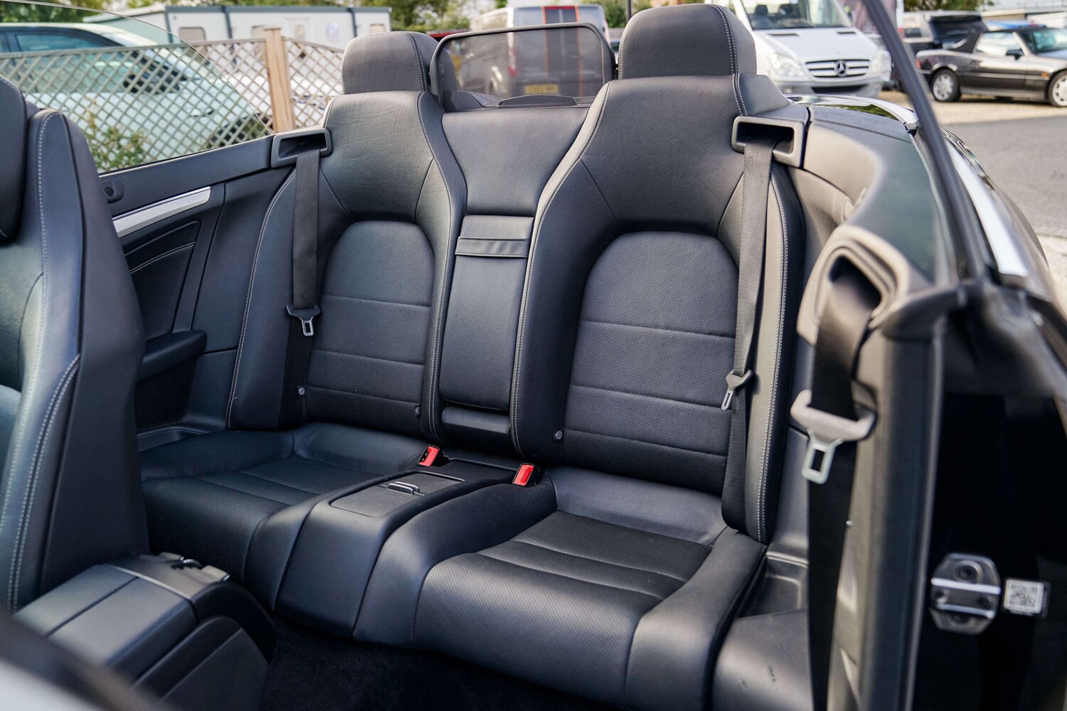 Used Mercedes-Benz E Class 2014 for sale - 75945167: Photo 19