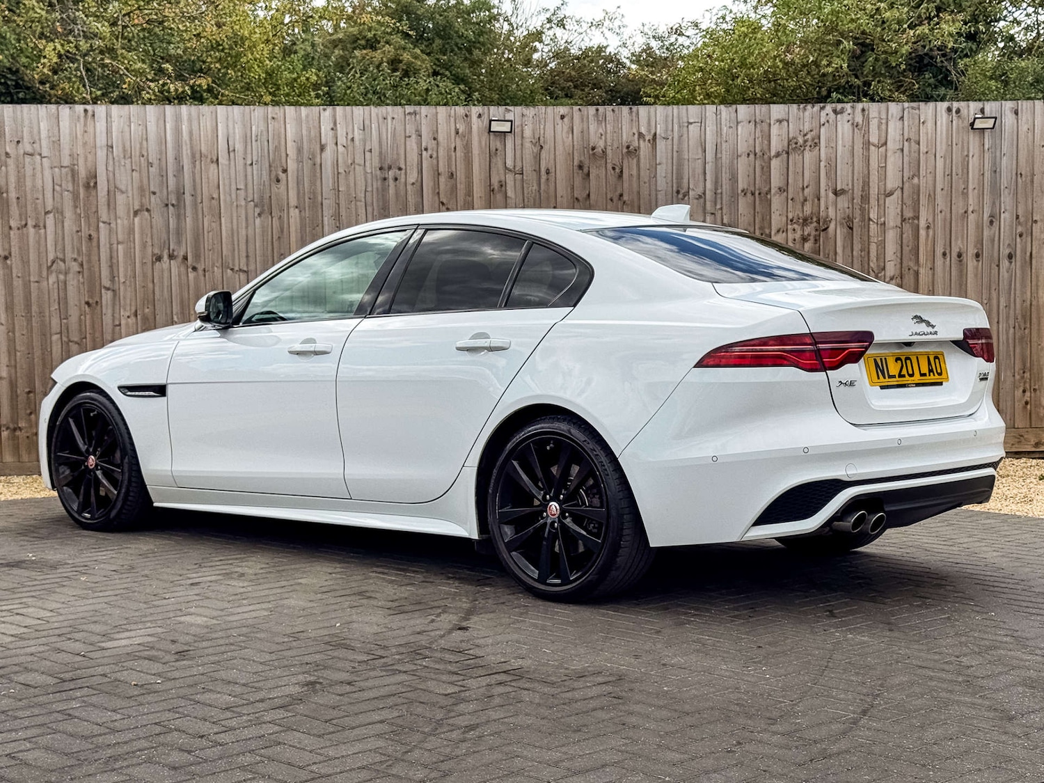Used Jaguar XE 2020 for sale - 76102726: Photo 6