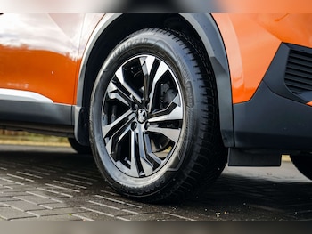 Used Peugeot 2008 2022 for sale - 77139195: Photo