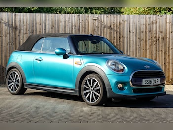 Used MINI Convertible 2016 for sale - 75597405: Photo