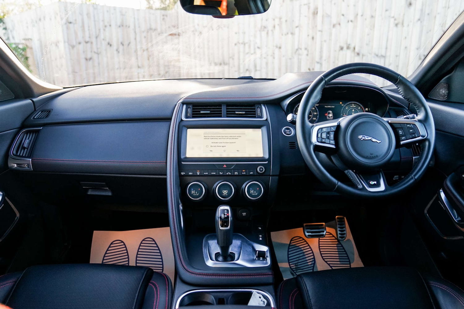 Used Jaguar E-Pace 2020 for sale - 76547264: Photo 27