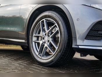 Used Mercedes-Benz GLC 2016 for sale - 77200695: Photo