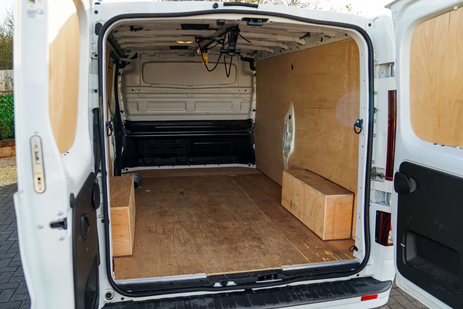Vehicle 21