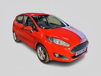 2015 - 1.25 82 Zetec 5dr