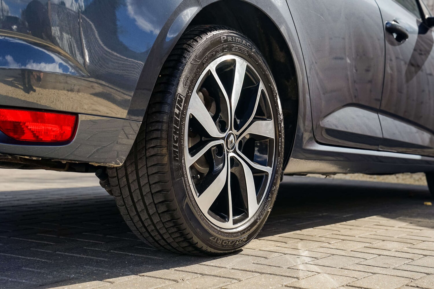 Used Renault Megane 2018 for sale - 75774704: Photo 11