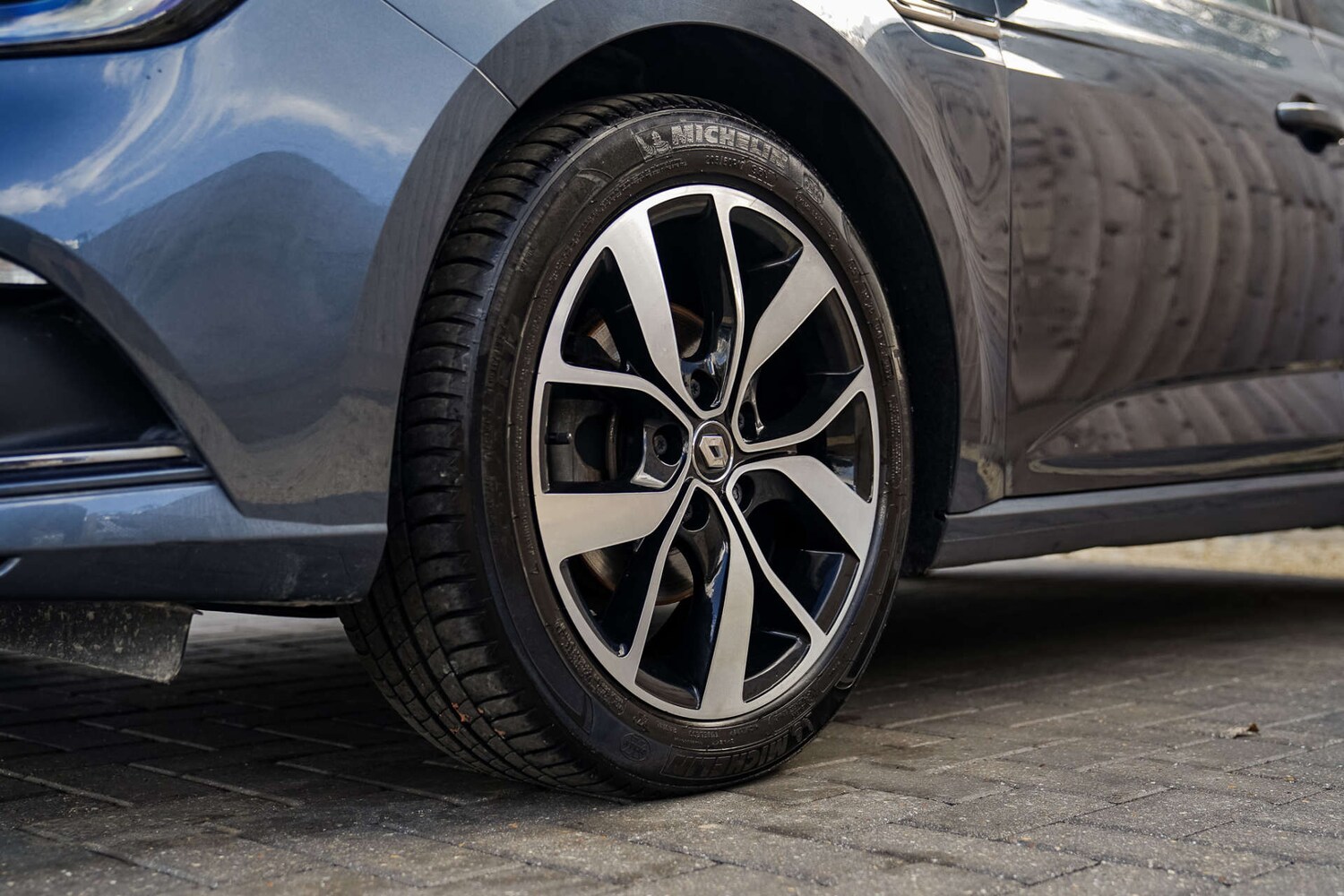 Used Renault Megane 2018 for sale - 75774704: Photo 6