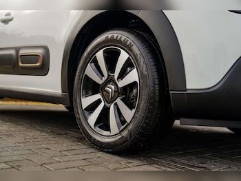 Used Citroen C3 2023 for sale - 76547260: Photo