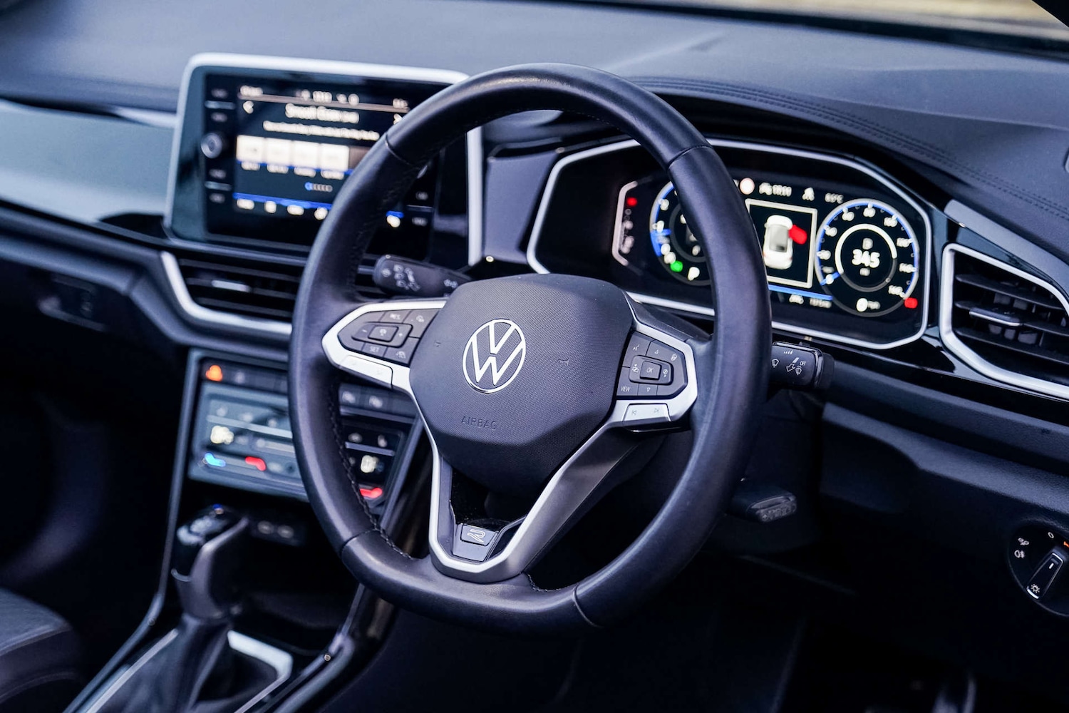 Used Volkswagen T-Roc 2024 for sale - 76663850: Photo 13