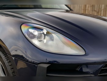 Used Porsche Macan 2021 for sale - 76604244: Photo