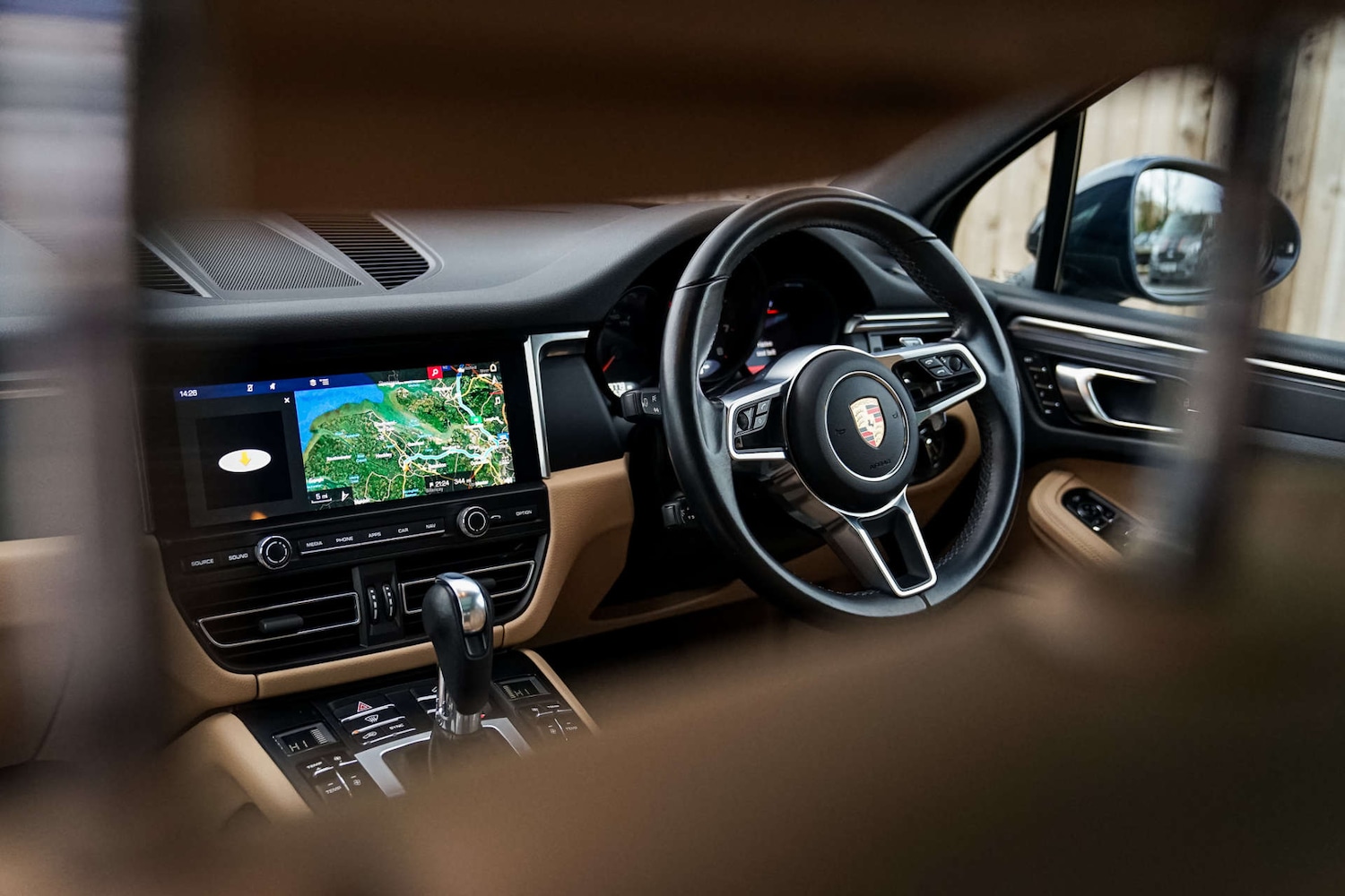 Used Porsche Macan 2021 for sale - 76604244: Photo 41