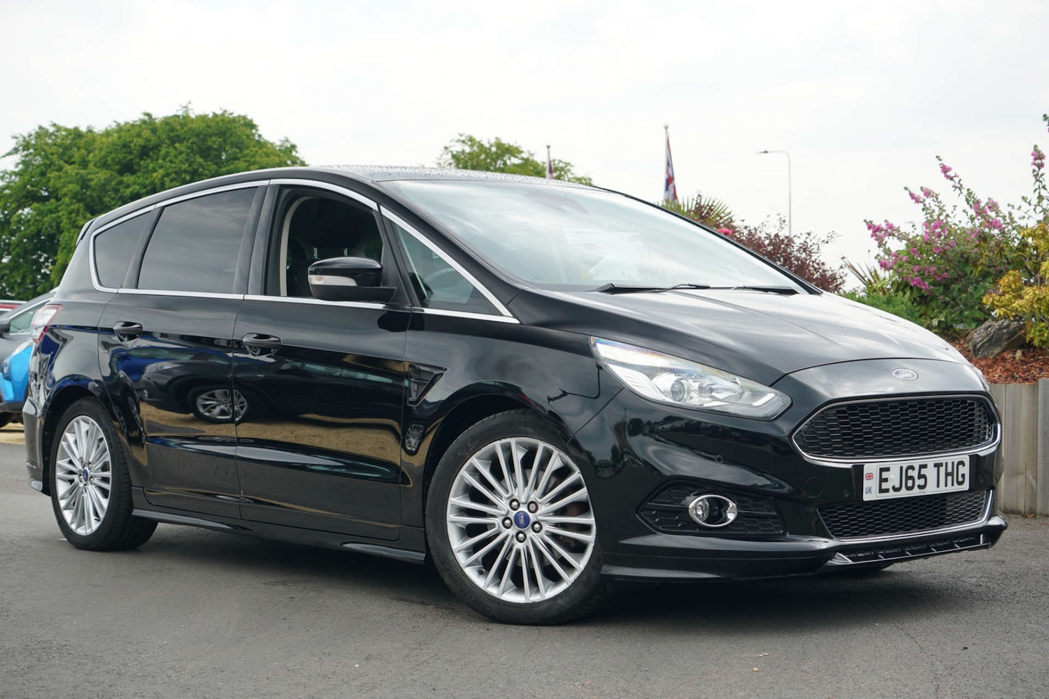 Used Ford S-Max 2015 for sale - 76177667: Photo 1