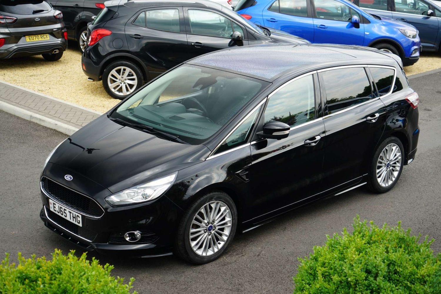 Used Ford S-Max 2015 for sale - 76177667: Photo 4