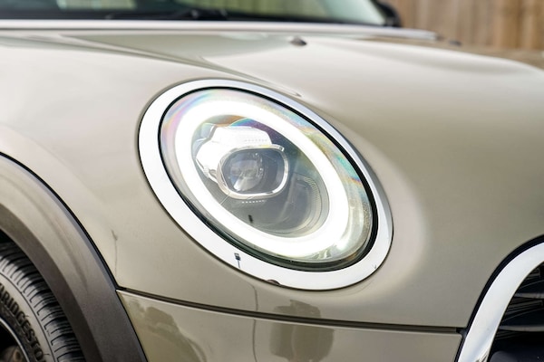 Used MINI Hatch 2018 for sale - 76105298: Photo 3