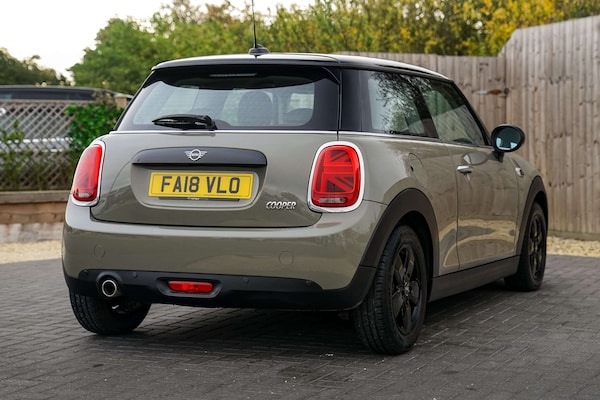 Used MINI Hatch 2018 for sale - 76105298: Photo 7